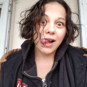 Meet your Posher, Halie